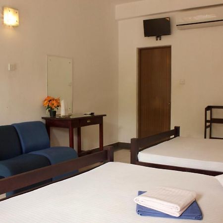 Hotel Senora Kataragama Dış mekan fotoğraf
