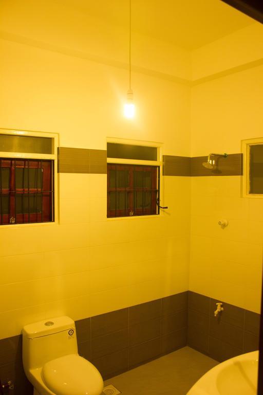 Hotel Senora Kataragama Oda fotoğraf