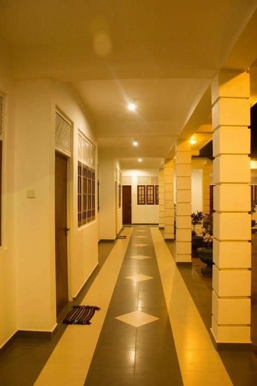 Hotel Senora Kataragama Dış mekan fotoğraf