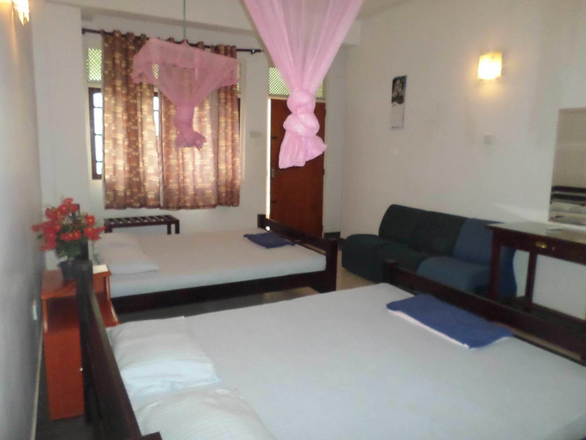Hotel Senora Kataragama Dış mekan fotoğraf
