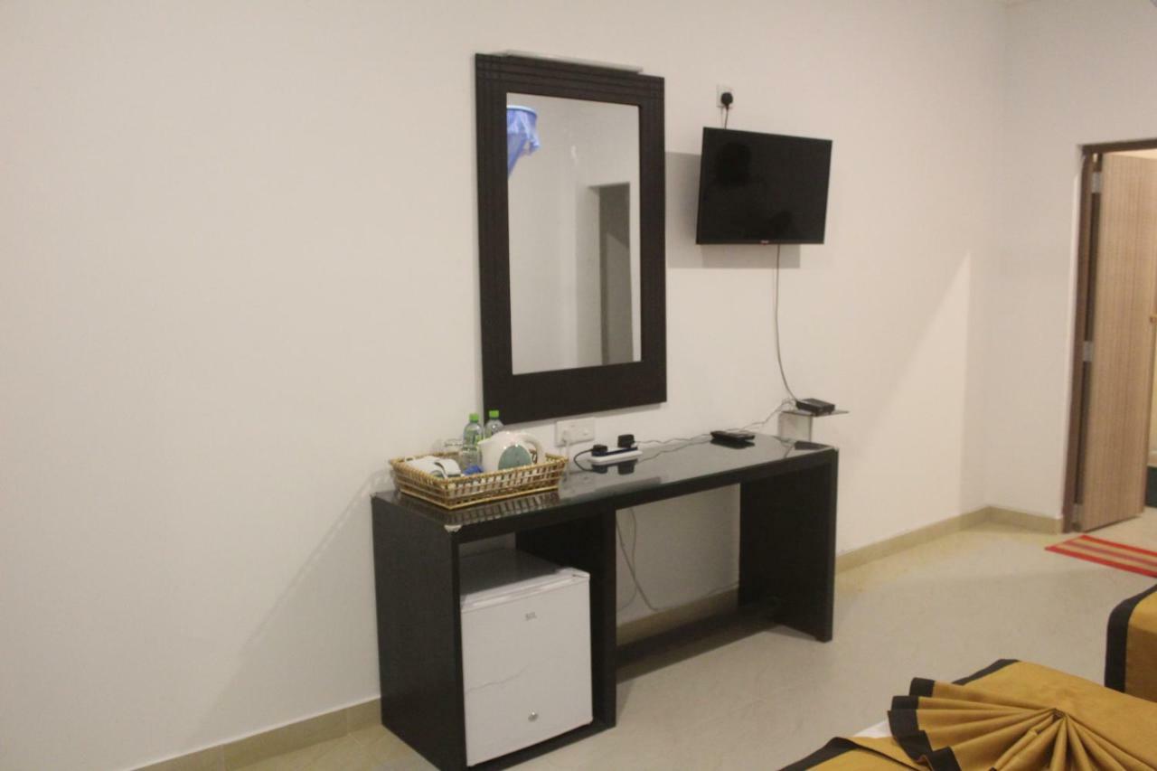 Hotel Senora Kataragama Dış mekan fotoğraf