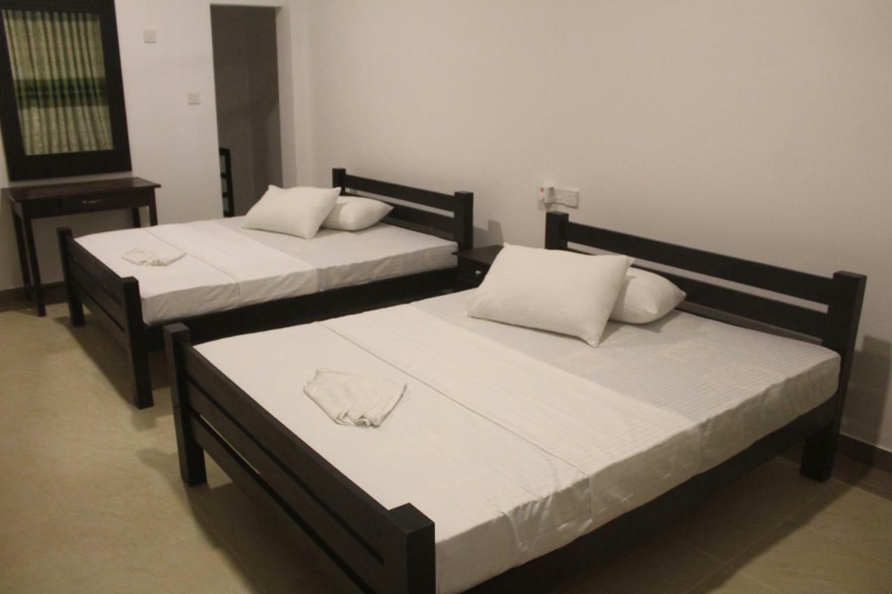 Hotel Senora Kataragama Dış mekan fotoğraf