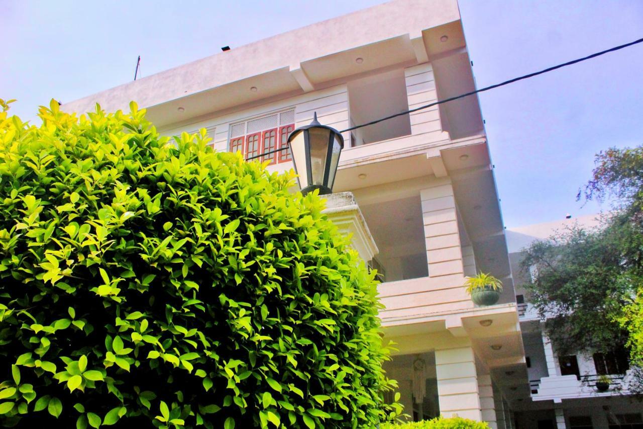 Hotel Senora Kataragama Dış mekan fotoğraf