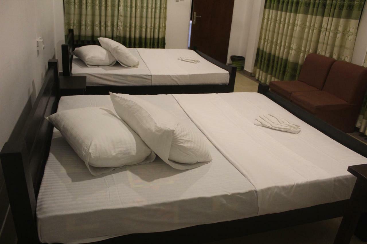 Hotel Senora Kataragama Dış mekan fotoğraf